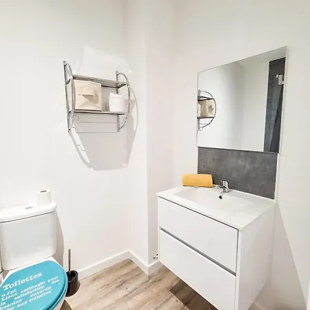 J1 Lumineux, Cosy, Proche Gare, Thermes