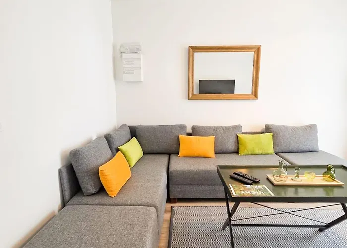 J1 Lumineux, Cosy, Proche Gare, Thermes Apartment *